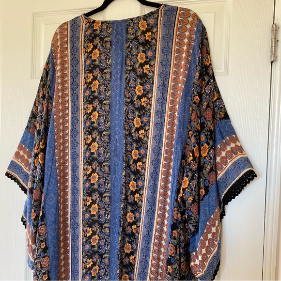 NWOT Nordstrom Floral Kimono - Picture 15 of 15